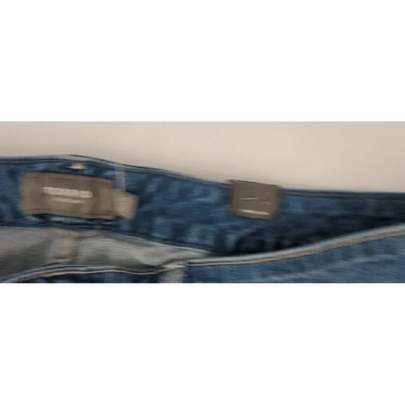 Torrid Distressed Raw Hem Bermuda Shorts Women's Size 18 Feel The Fit NWT - Picture 6 of 10